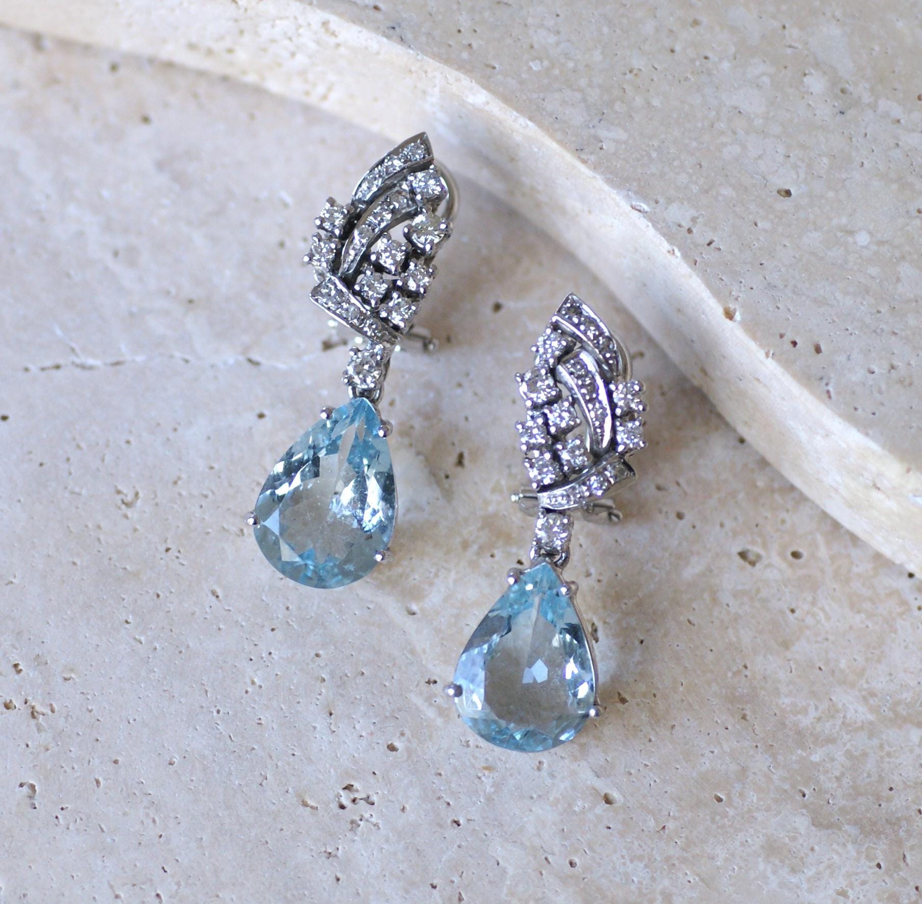DesignB London - Boucles d'oreilles à long pendant perle - Doré DesignB London - Boucles d'oreilles à long pendant perle - Doré