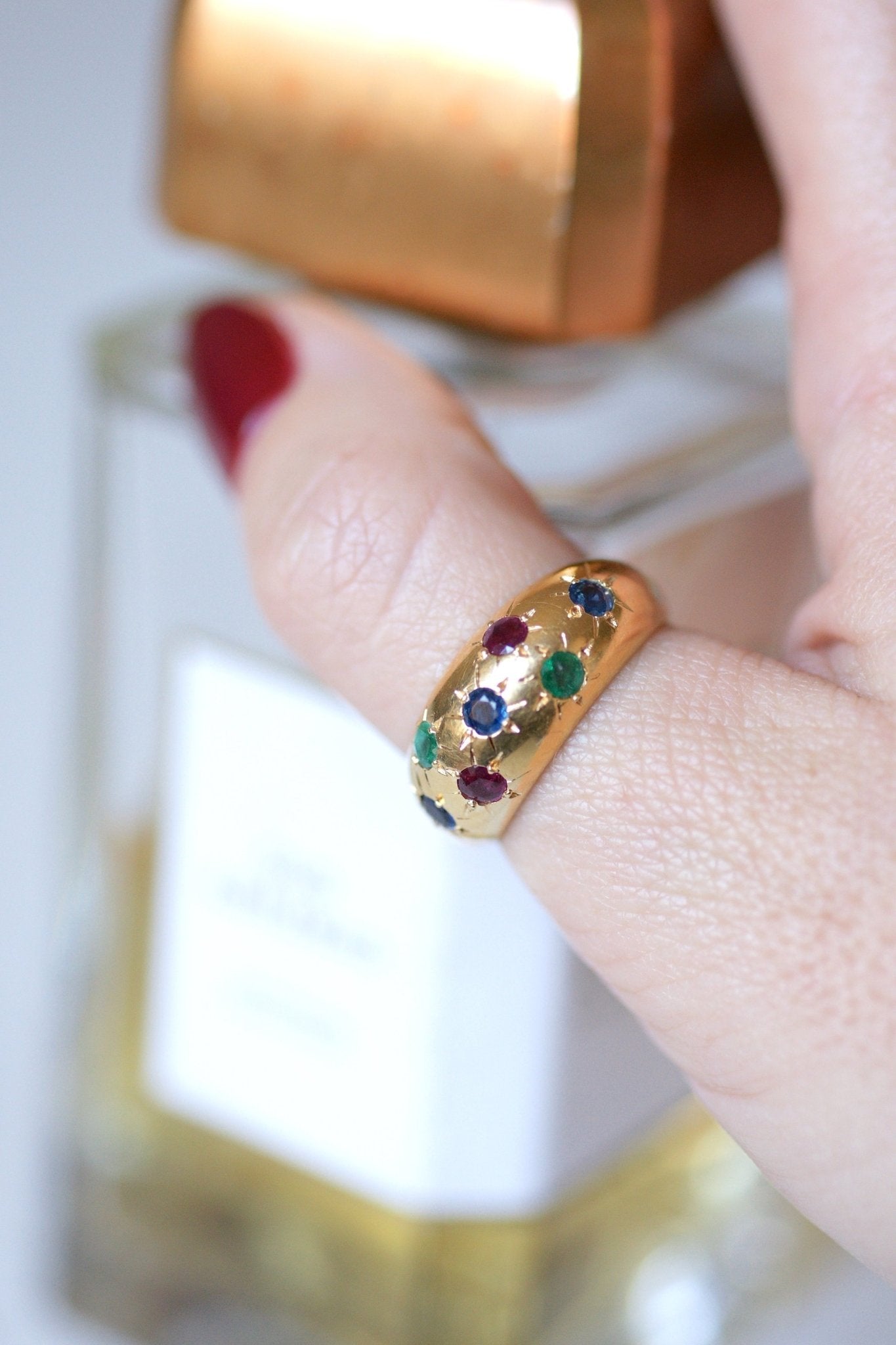 Bague Jonc En Or Jaune 18 Carats Avec Saphirs - Taille 55.5 - Occasion, Style Vintage