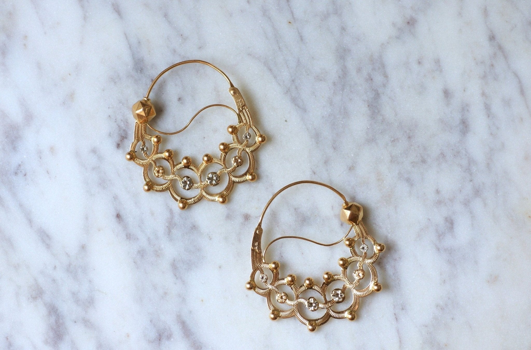 Boucles d'oreilles créoles Savoyardes or | Galerie Pénélope Boucles d'oreilles créoles Savoyardes or | Galerie Pénélope