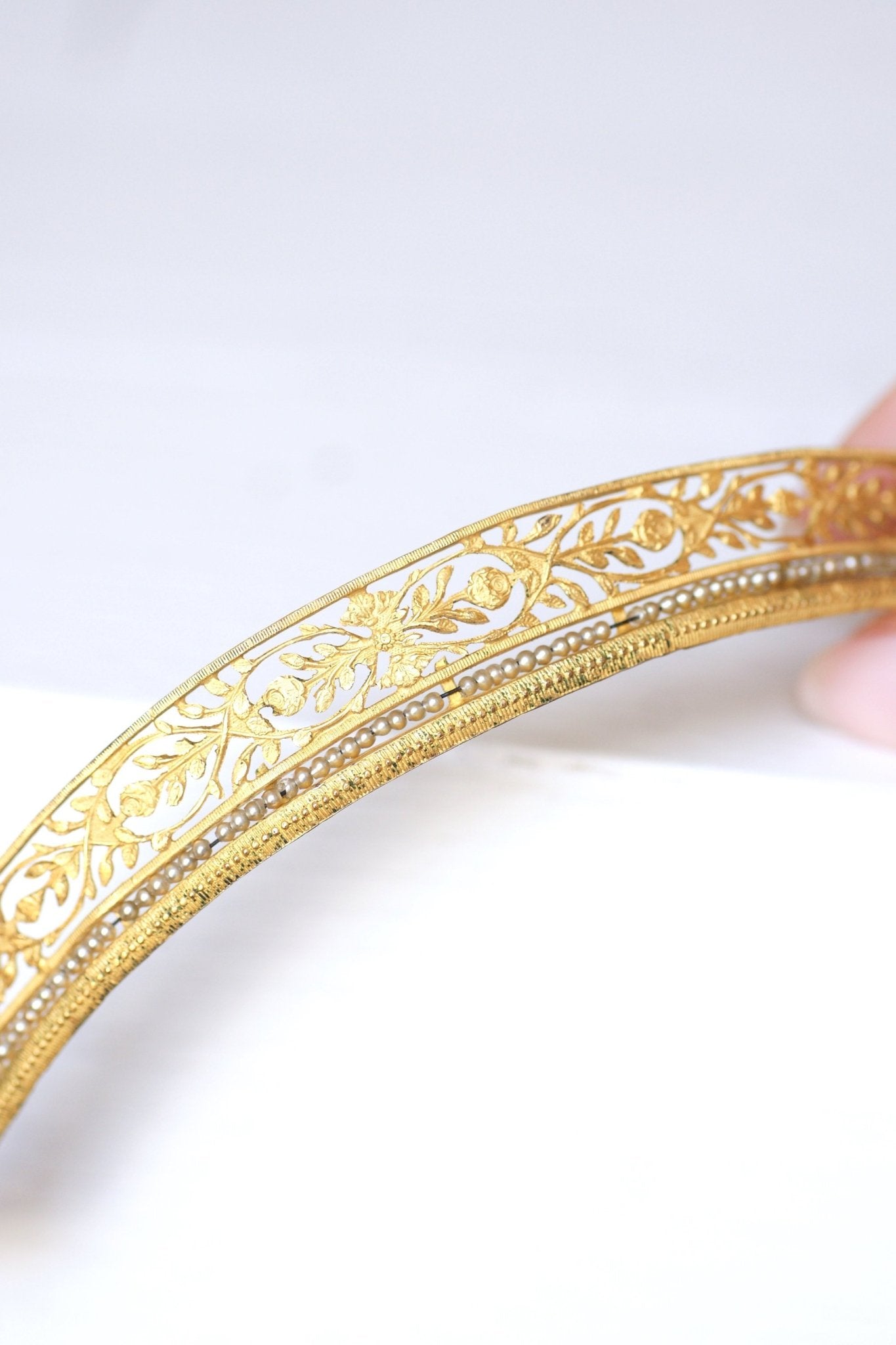 Bracelet Bijou Fantaisie Vintage – Métal Doré Et Perles Ambrées