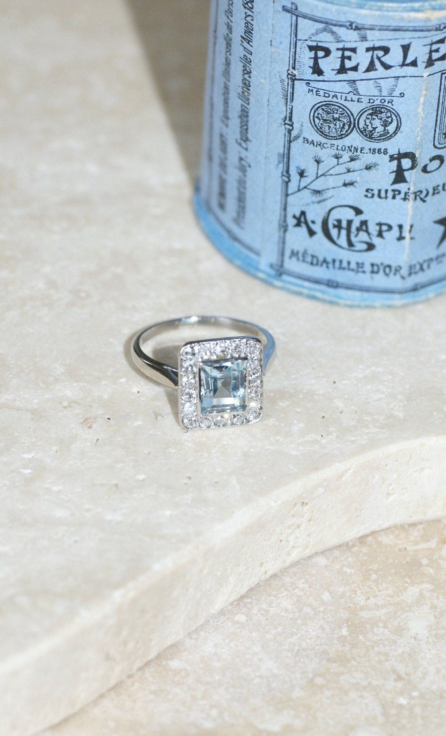 Art Deco Aquamarine and Diamond Ring - Galerie Pénélope