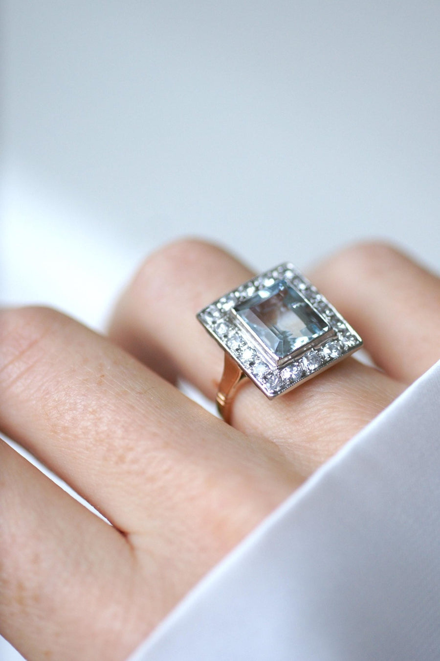 Art Deco Aquamarine and Diamond Ring - Galerie Pénélope