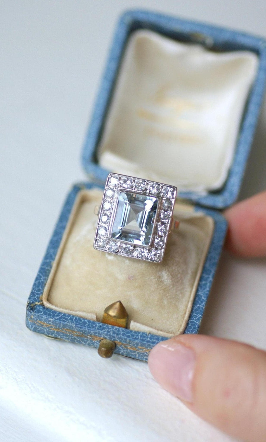 Art Deco Aquamarine and Diamond Ring - Galerie Pénélope