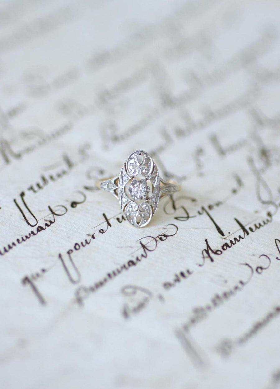 Art Deco Arabesque Oval Diamond Ring - Galerie Pénélope