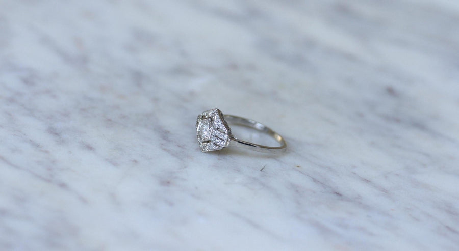 Art Deco Hexagonal Diamond and Platinum Ring - Galerie Pénélope