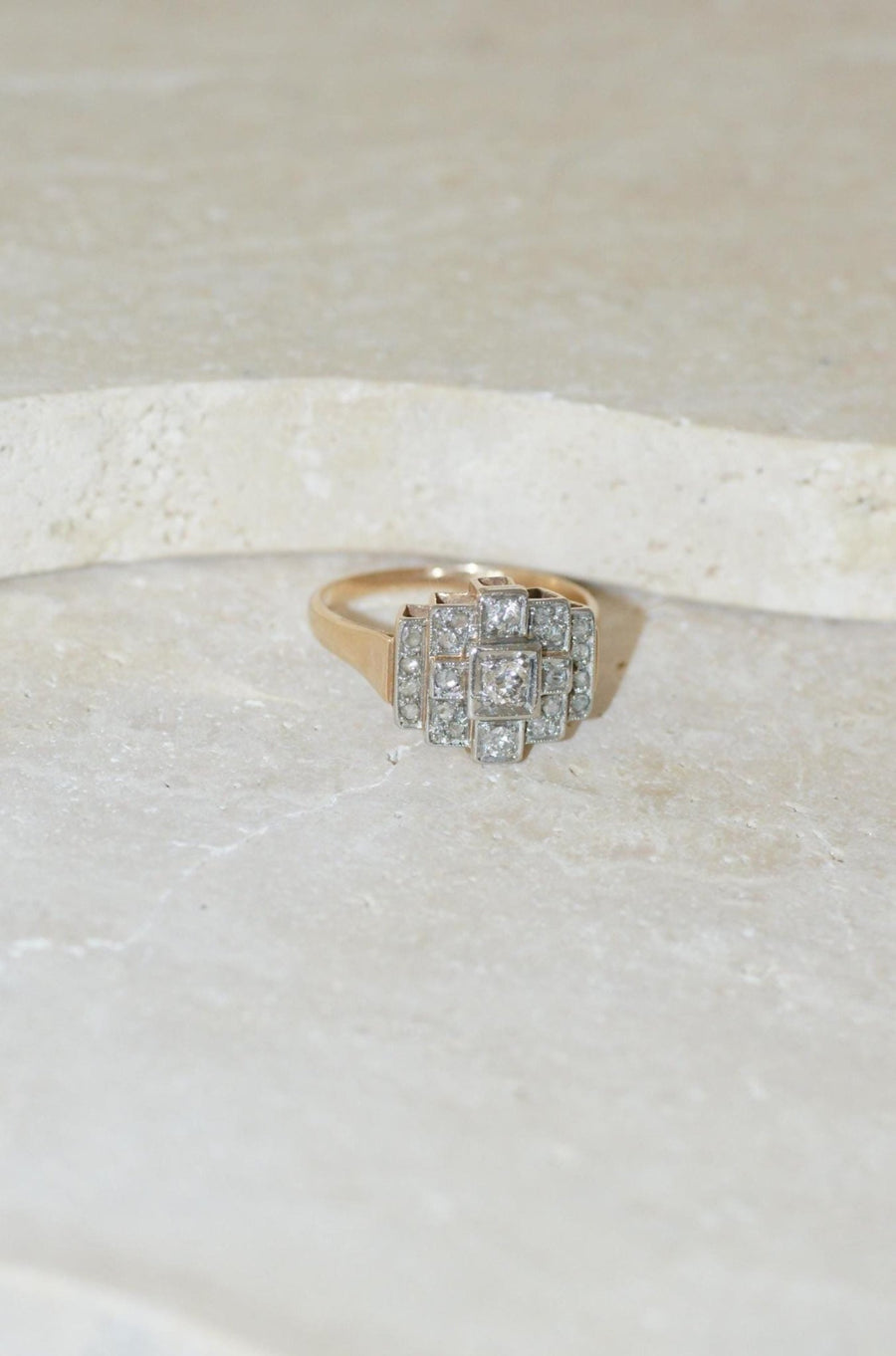 Art Deco Tank Escalier Diamants Ring - Galerie Pénélope