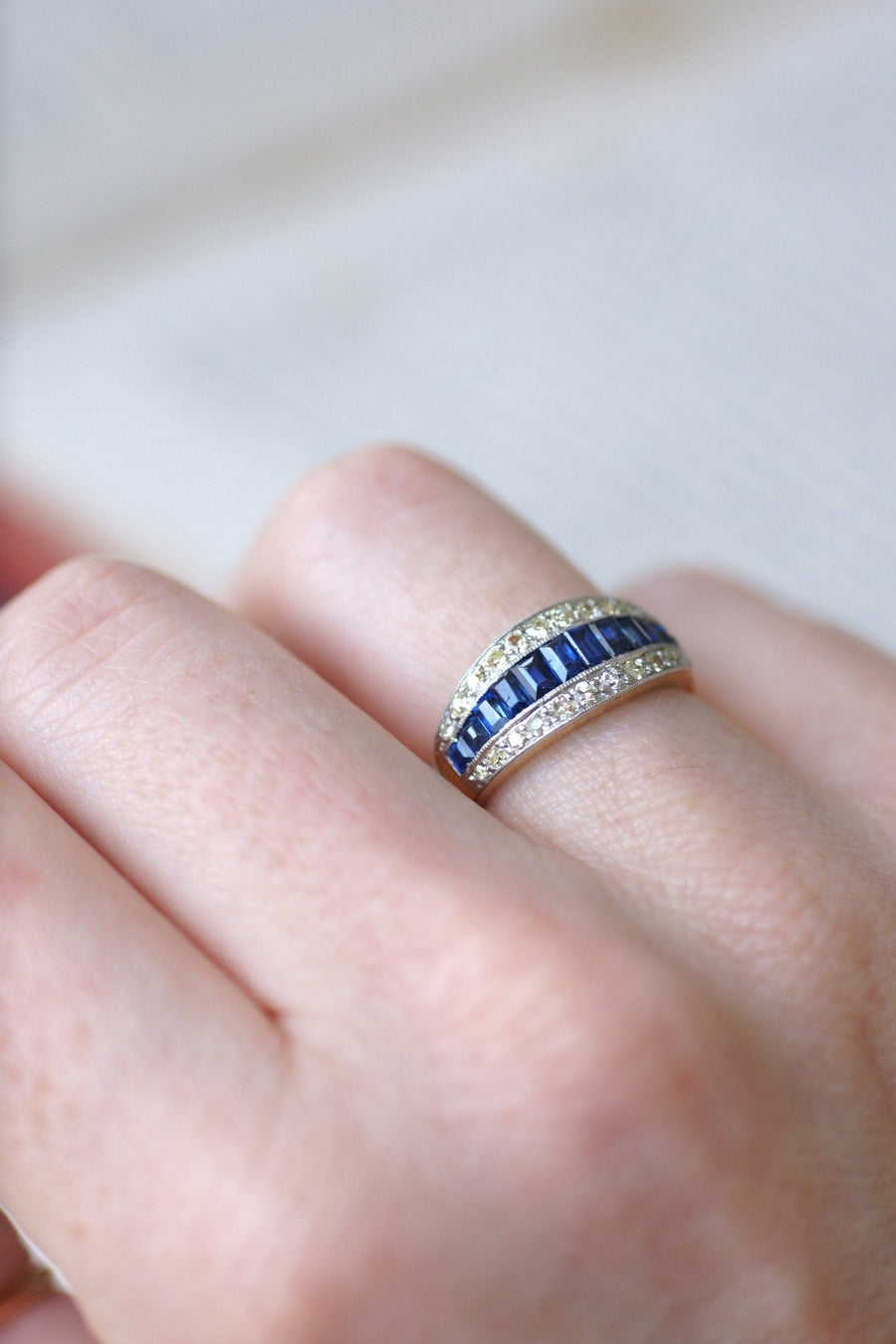 Calibrated Sapphires and Diamonds Art Deco Band Ring - Galerie Pénélope