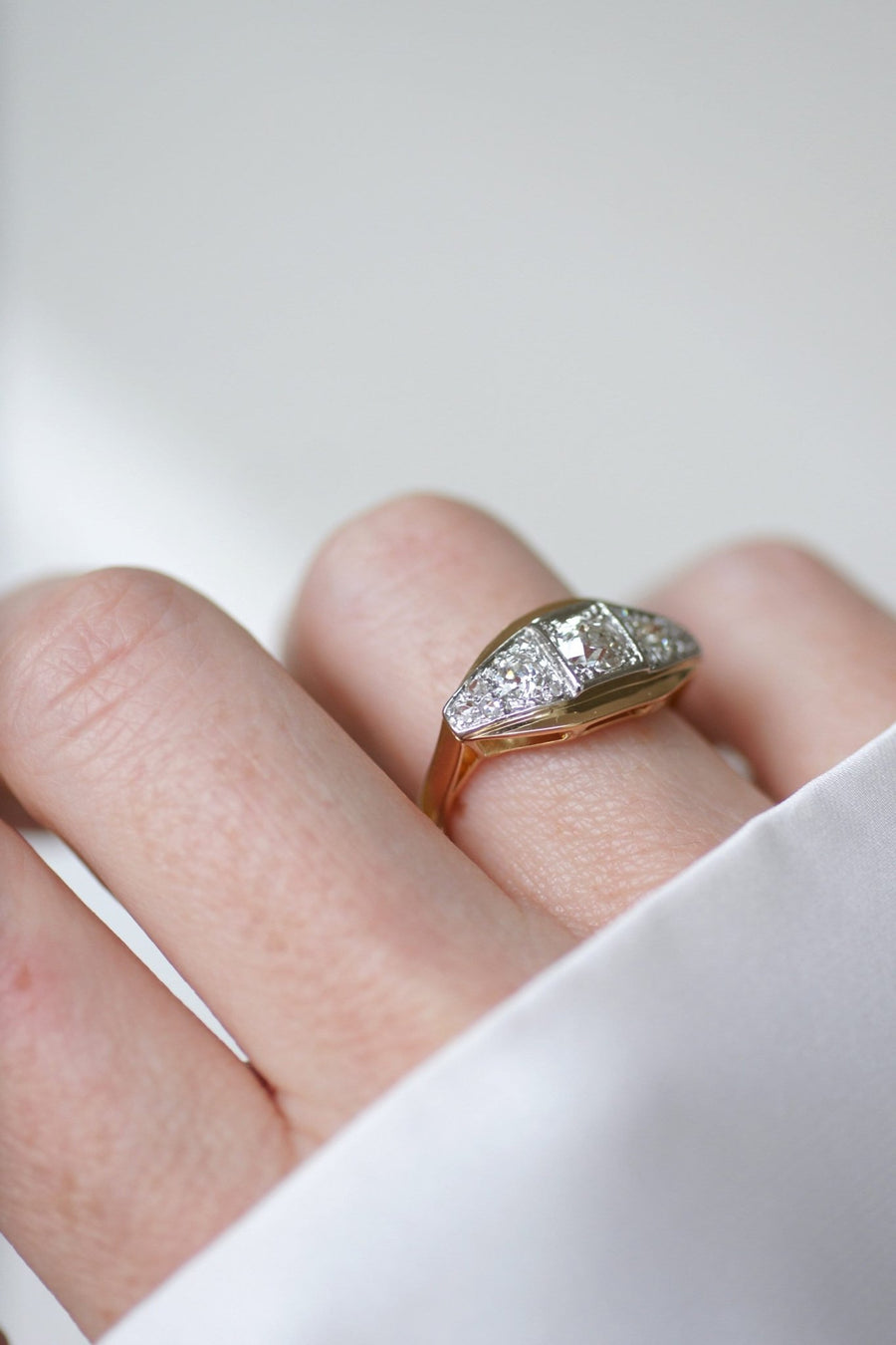 Art Deco Diamond Band Ring on Rose Gold and Platinum - Galerie Pénélope