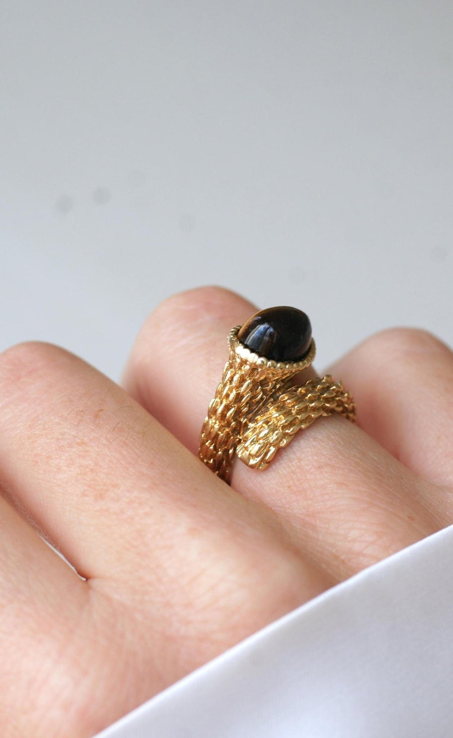 Boucheron Yellow Gold Bohemian Snake and Tiger Eye Ring - Galerie Pénélope