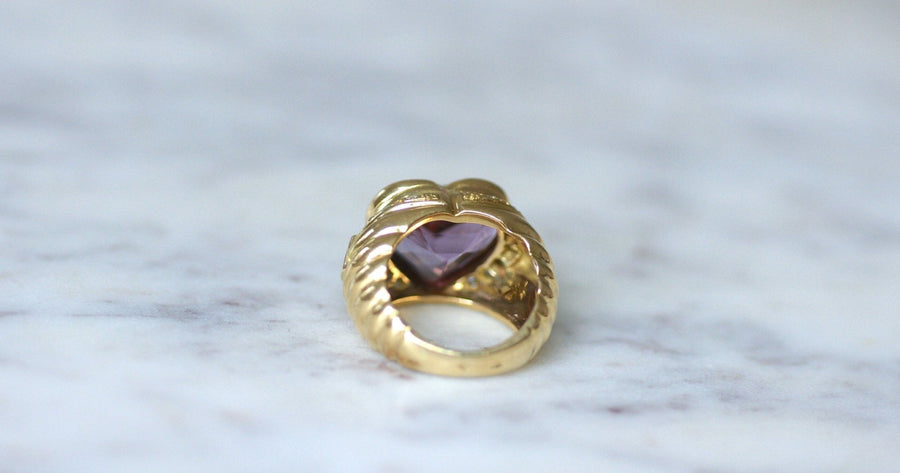 Heart-shaped Amethyst and Diamond Ring on Yellow Gold - Galerie Pénélope