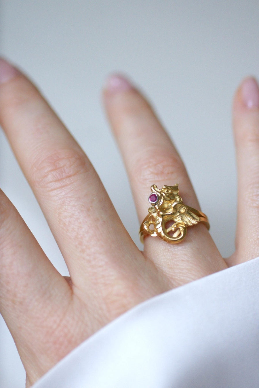 Yellow Gold and Ruby Chimera Ring - Galerie Pénélope