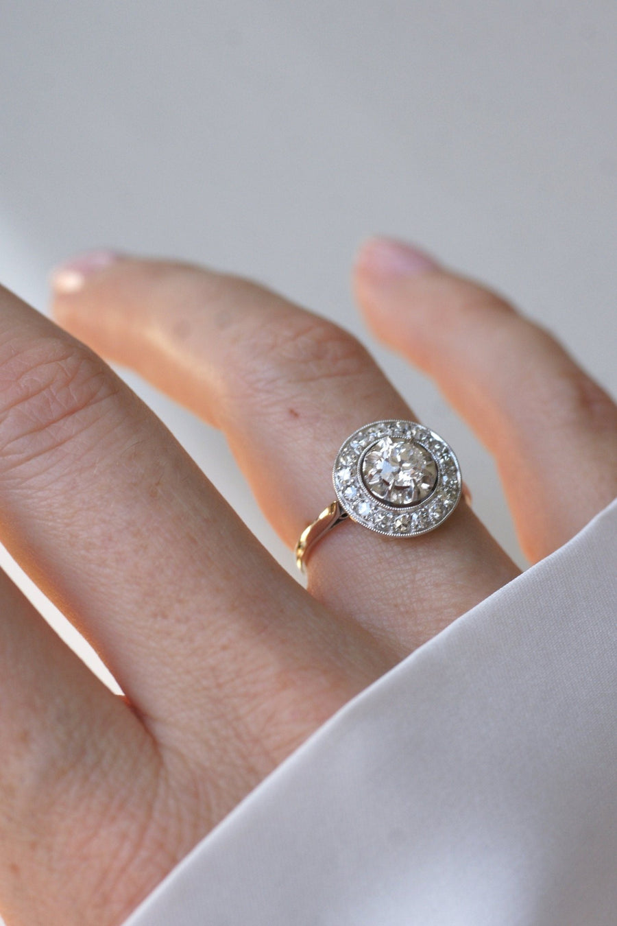 Art Deco Diamond Target Ring on Gold and Platinum - Galerie Pénélope