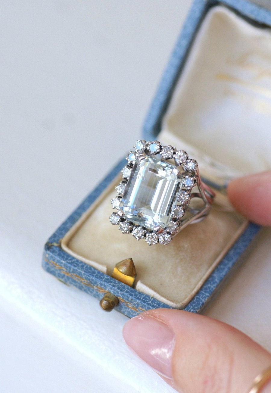 Aquamarine and Diamond Cocktail Ring - Galerie Pénélope