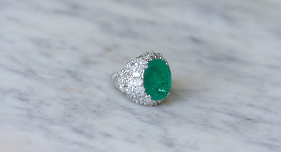 Colombian Emerald Cocktail Ring 11.53 Cts and Diamonds - Galerie Pénélope