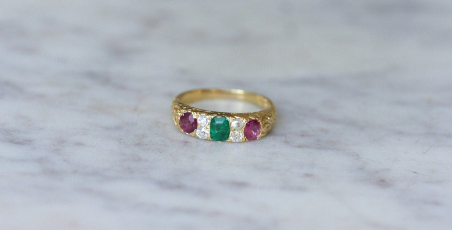 Ruby Emerald and Yellow Gold Diamond Garter Ring - Galerie Pénélope