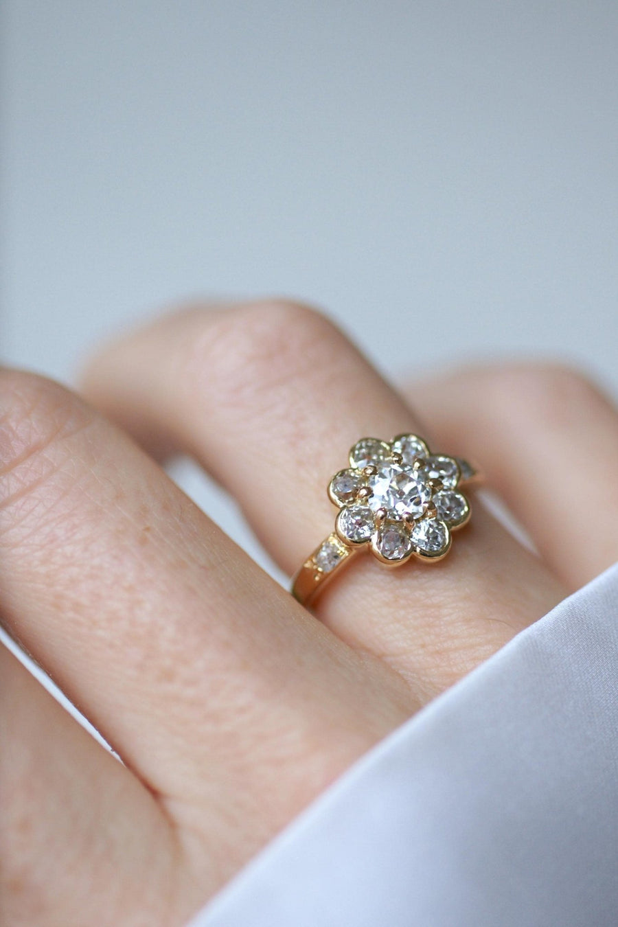 Marguerite Ring Diamonds 1.80 Cts Yellow Gold - Galerie Pénélope