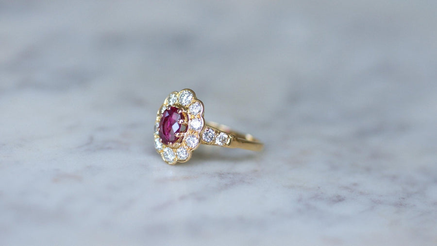 Marguerite Oval Ruby and Diamond Ring - Galerie Pénélope