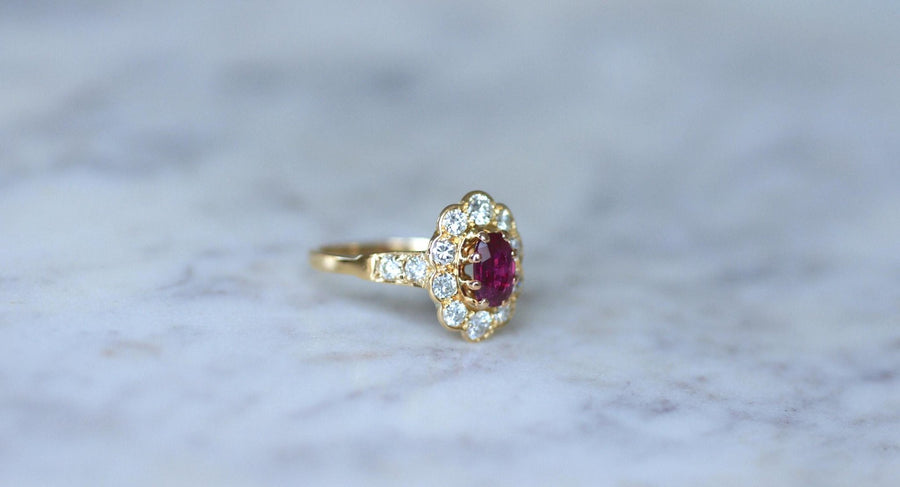 Marguerite Oval Ruby and Diamond Ring - Galerie Pénélope