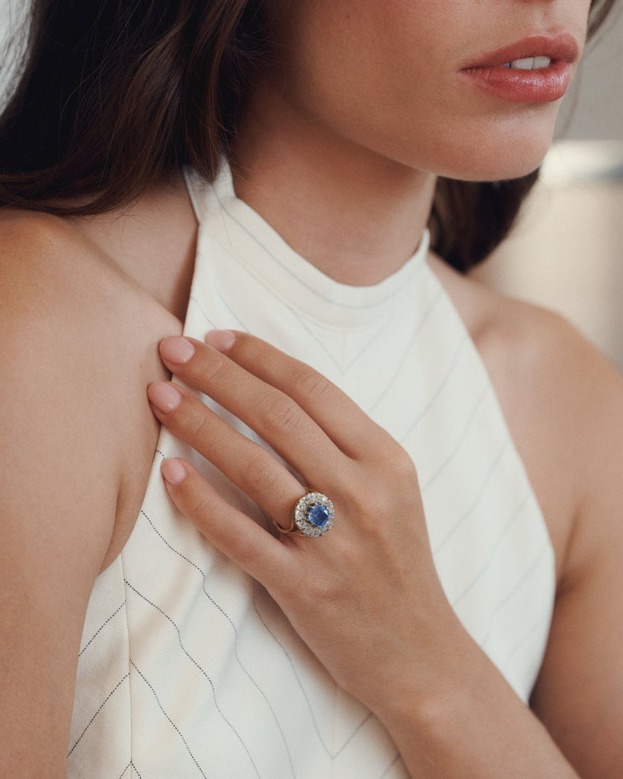 Ceylon Sapphire 4.50 Cts Daisy Ring with Diamonds - Galerie Pénélope