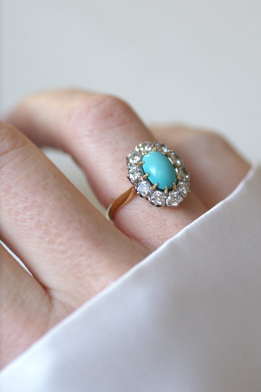 Marguerite Turquoise and Diamond Ring - Galerie Pénélope