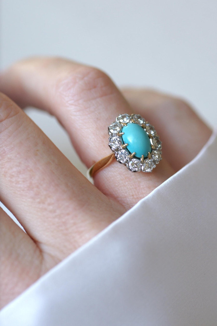 Marguerite Turquoise and Diamond Ring - Galerie Pénélope