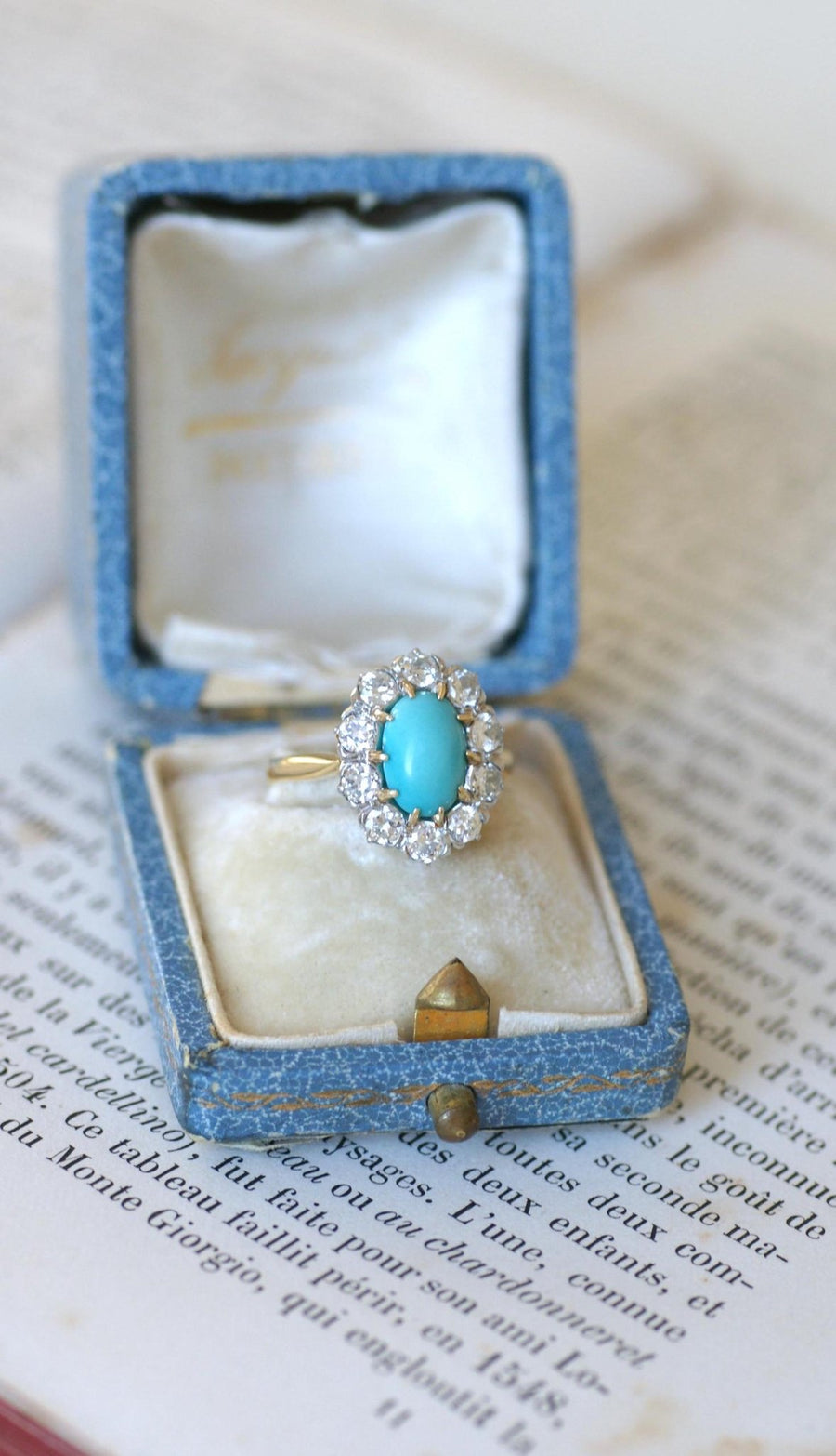 Marguerite Turquoise and Diamond Ring - Galerie Pénélope