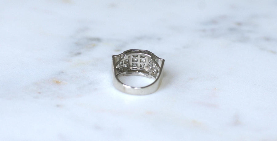 Art Deco Staircase Ring Diamonds on Platinum - Galerie Pénélope