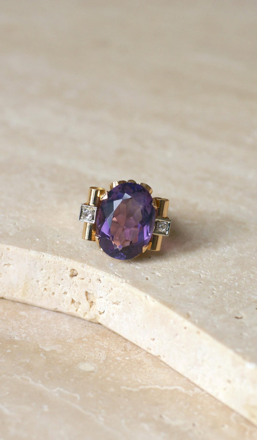 Tank Amethyst and Diamonds on Yellow Gold Ring - Galerie Pénélope