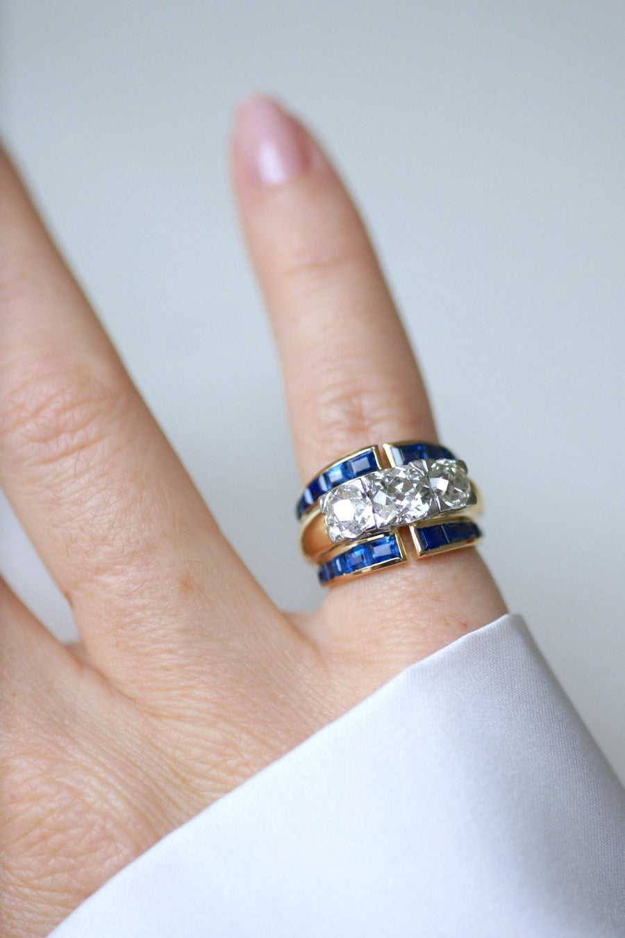 Asymmetrical Tank Ring Diamonds and Sapphires - Galerie Pénélope