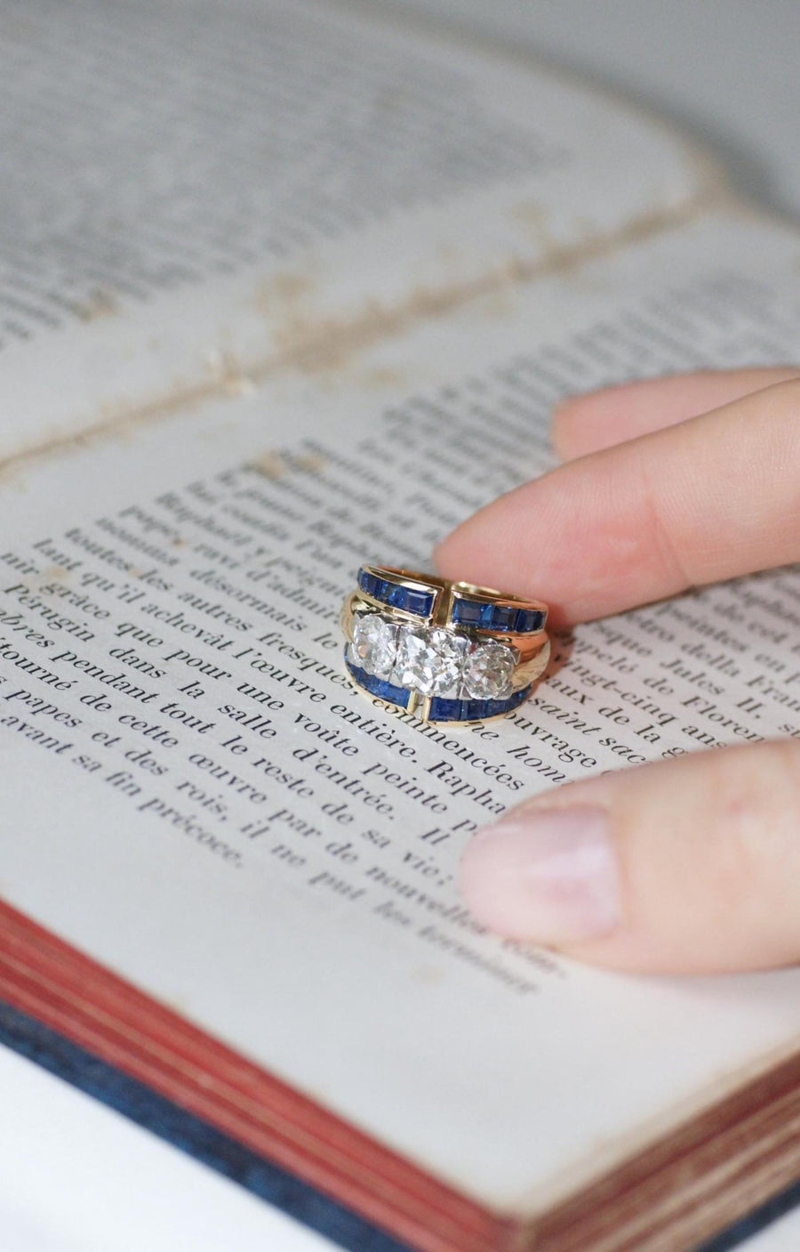 Asymmetrical Tank Ring Diamonds and Sapphires - Galerie Pénélope