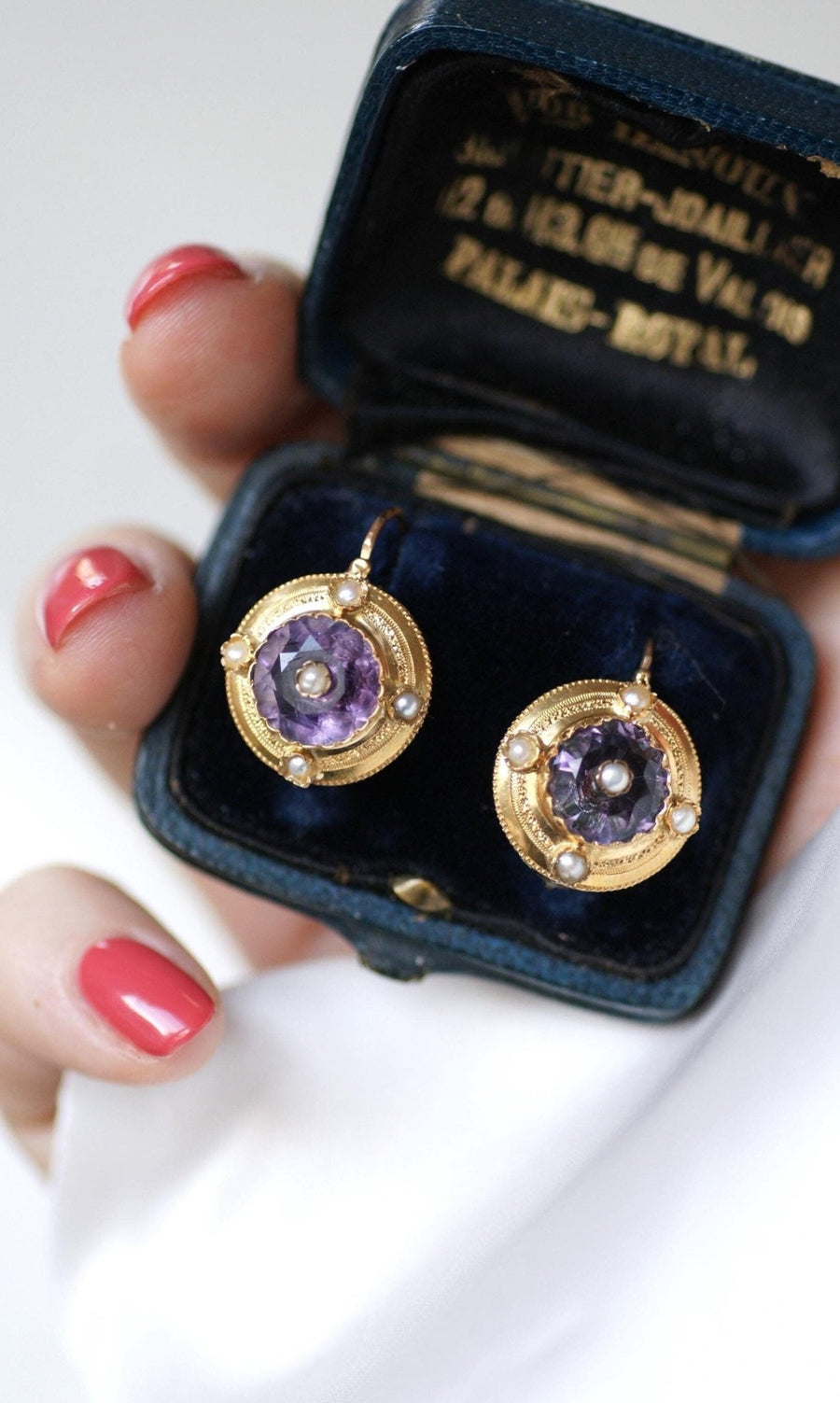 Amethyst and Pearl Earrings on Yellow Gold - Galerie Pénélope