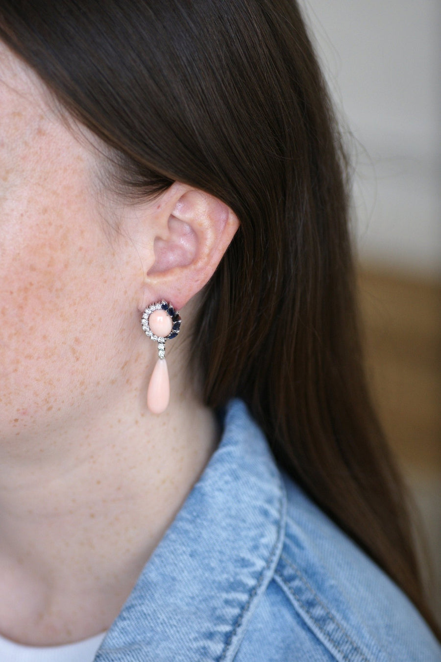Coral Peau d'Ange Diamonds Sapphires White Gold Earrings - Galerie Pénélope