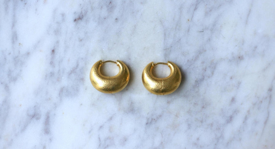 Brushed Yellow Gold Creole Earrings - Galerie Pénélope