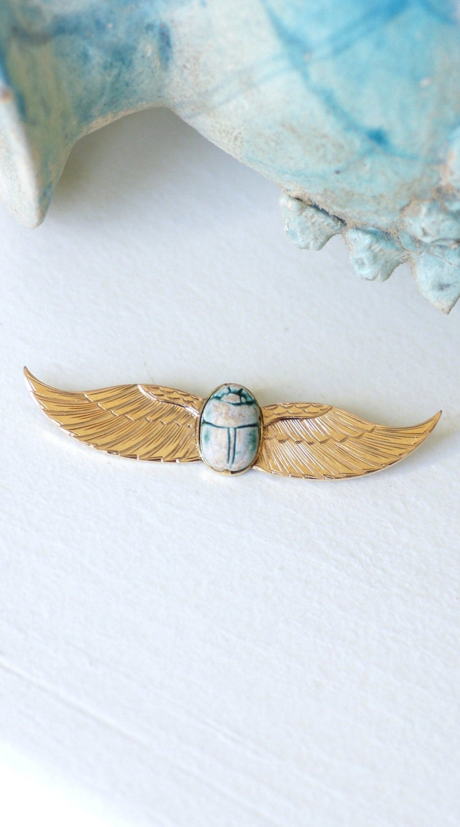 Egyptomanie Gold Brooch and Scarab Amulet - Galerie Pénélope