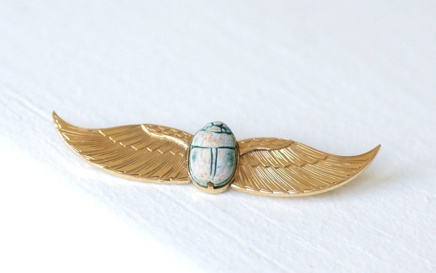 Egyptomanie Gold Brooch and Scarab Amulet - Galerie Pénélope