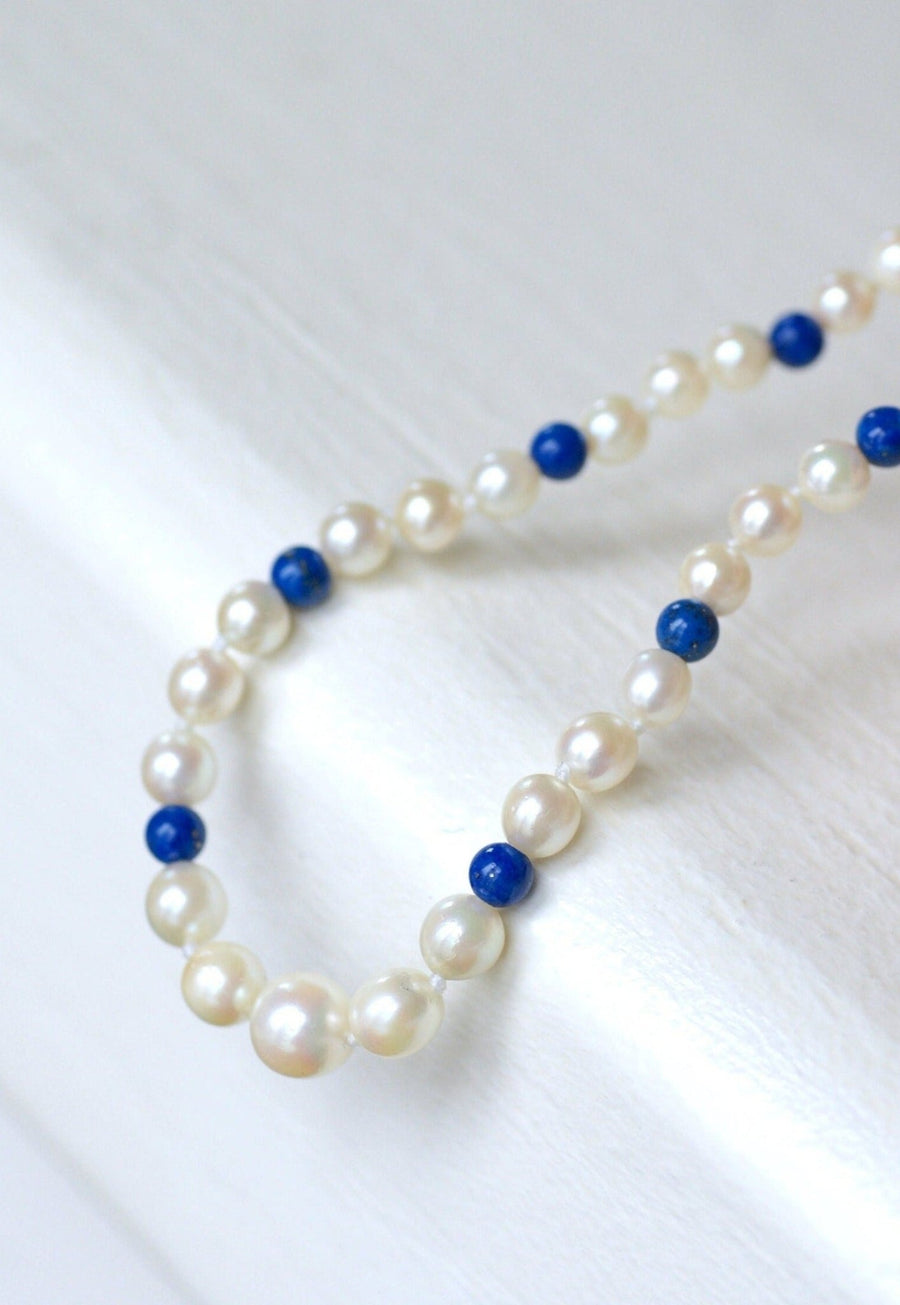 Cultured pearl and lapis lazuli necklace in yellow gold - Galerie Pénélope