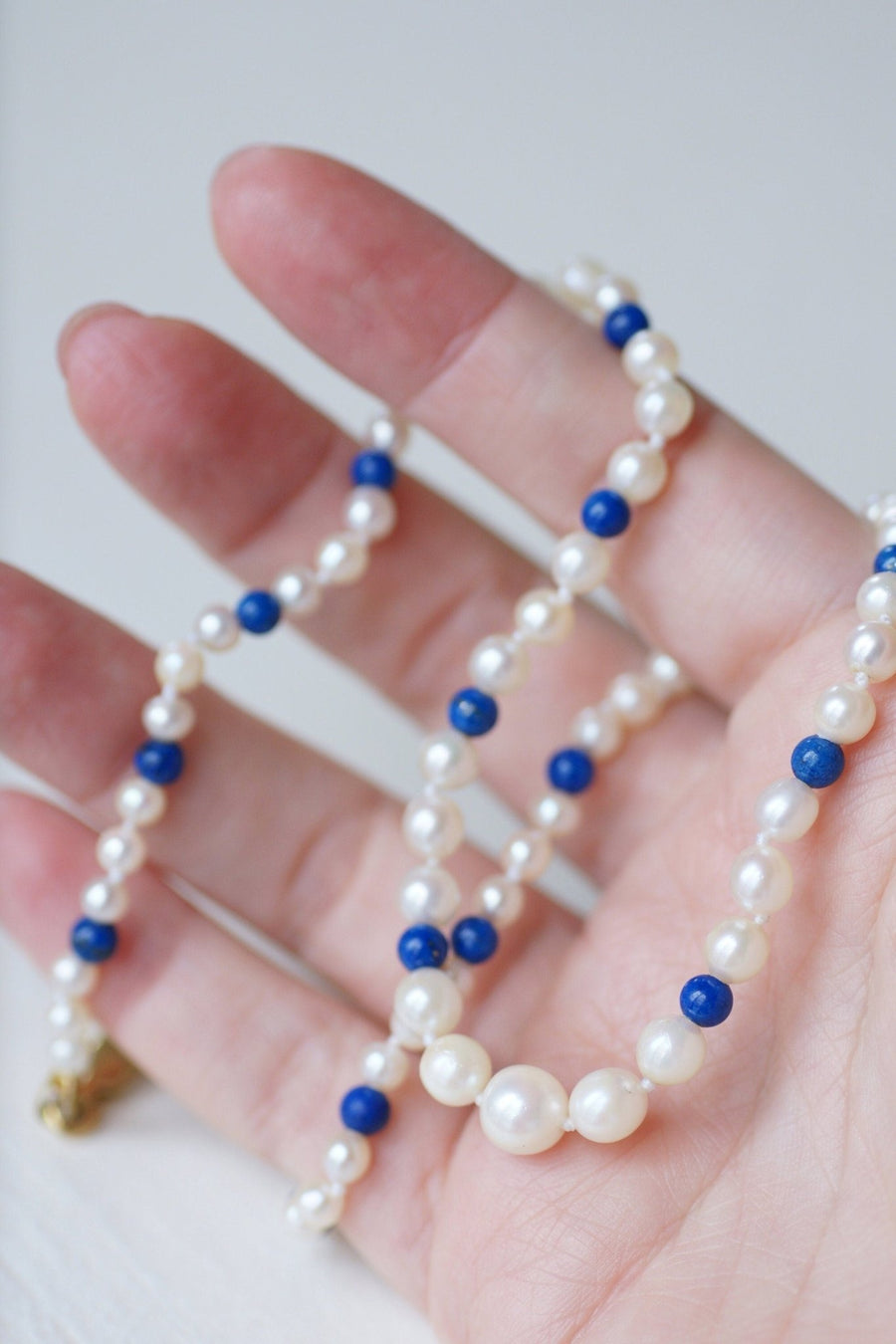 Cultured pearl and lapis lazuli necklace in yellow gold - Galerie Pénélope