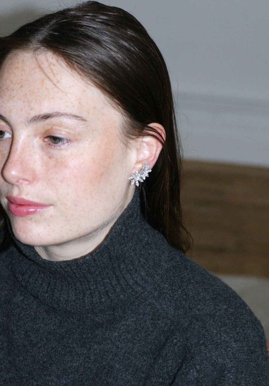 Guillemin & Soulaine Flower Earrings Diamonds - Galerie Pénélope