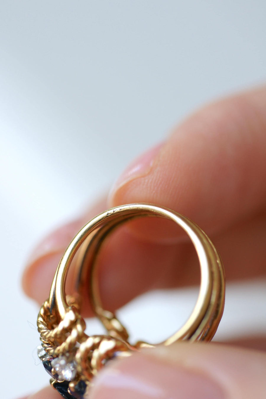 Boucheron Ring Boule Cocktail Sapphire and Diamond on Yellow Gold and Platinum
