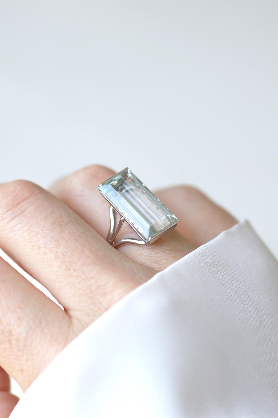 Cocktail Ring Aquamarine 8.00 Cts on White Gold 60s