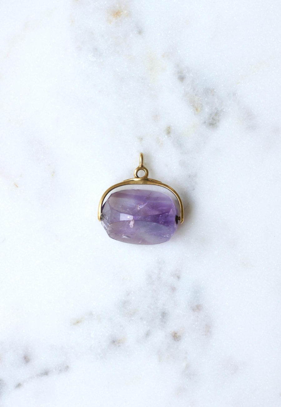 Antique Swivel Seal Pendant Amethyst on Yellow Gold