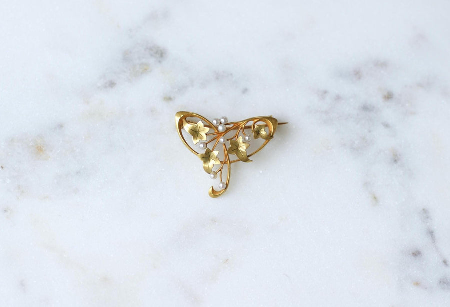 Hubert Martincourt Art Nouveau Yellow Gold and Pearl Brooch