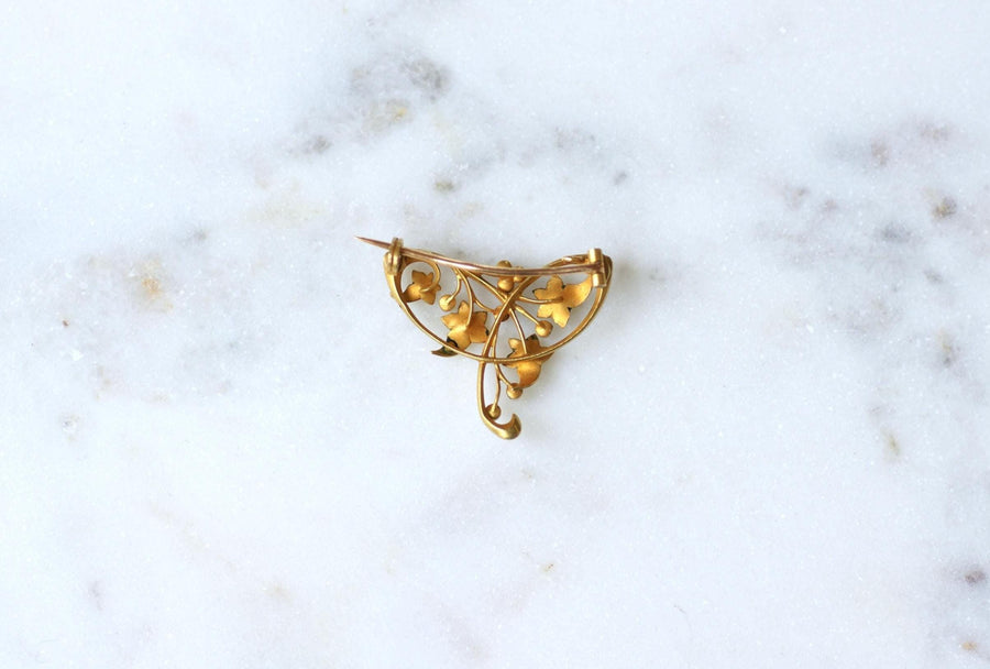 Hubert Martincourt Art Nouveau Yellow Gold and Pearl Brooch