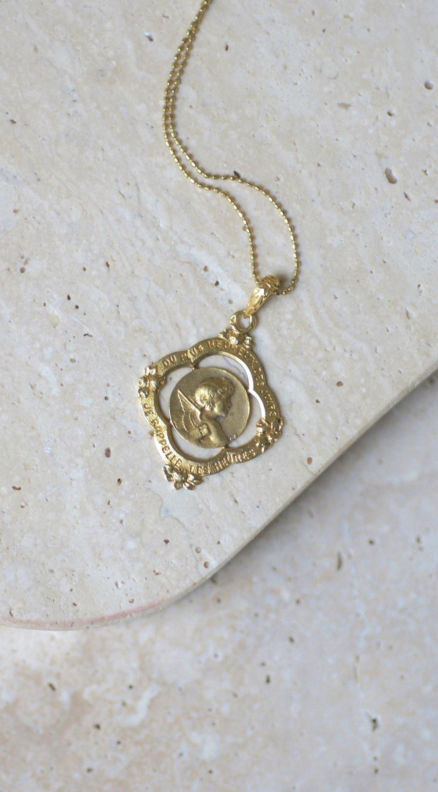 Antique Yellow Gold Angel Medal - Galerie Pénélope