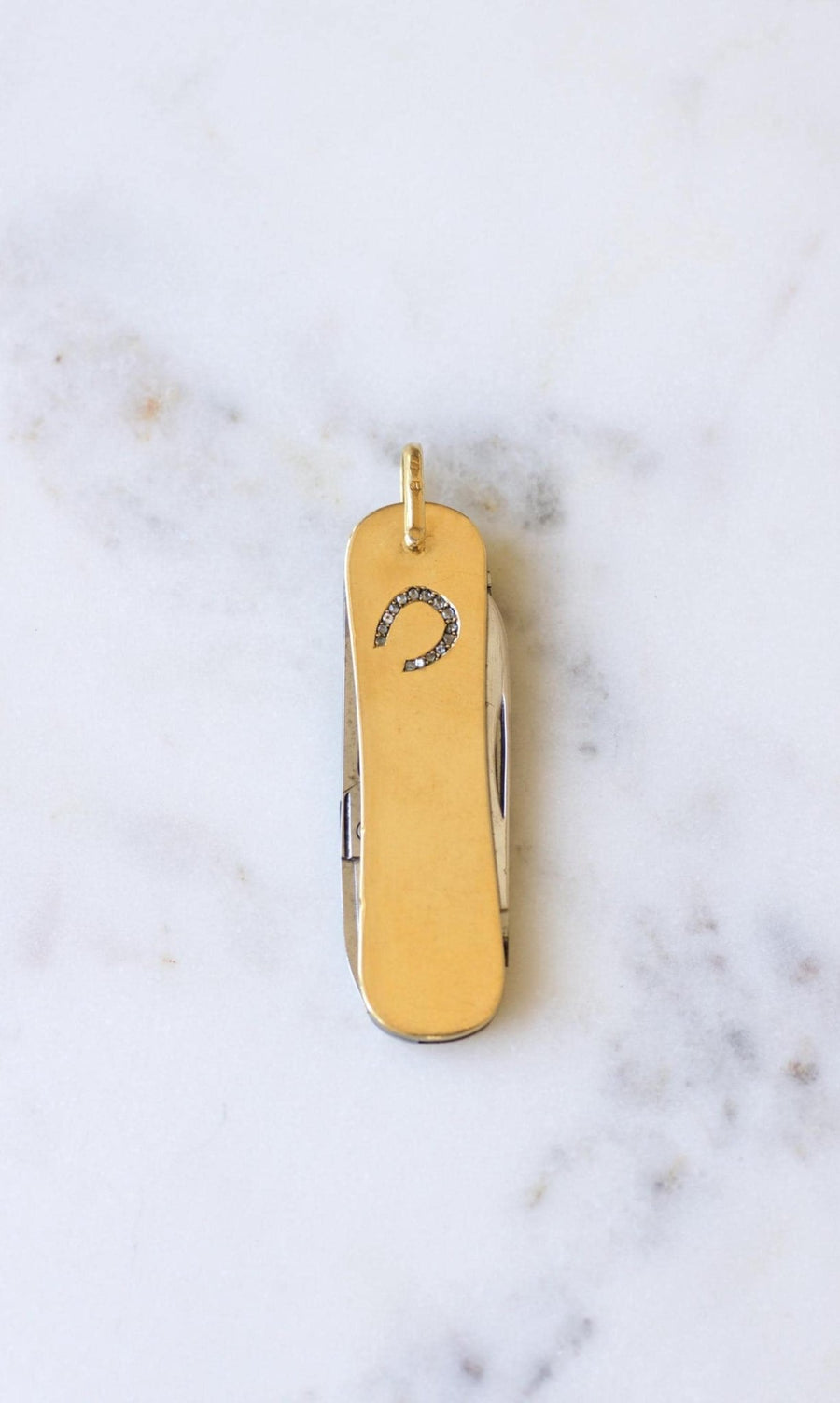 Pendant Swiss Army Knife Horseshoe Diamond on Yellow Gold JA Henckels - Galerie Pénélope