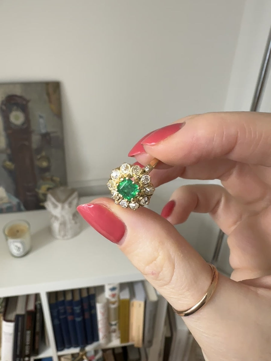 Emerald and diamond daisy ring