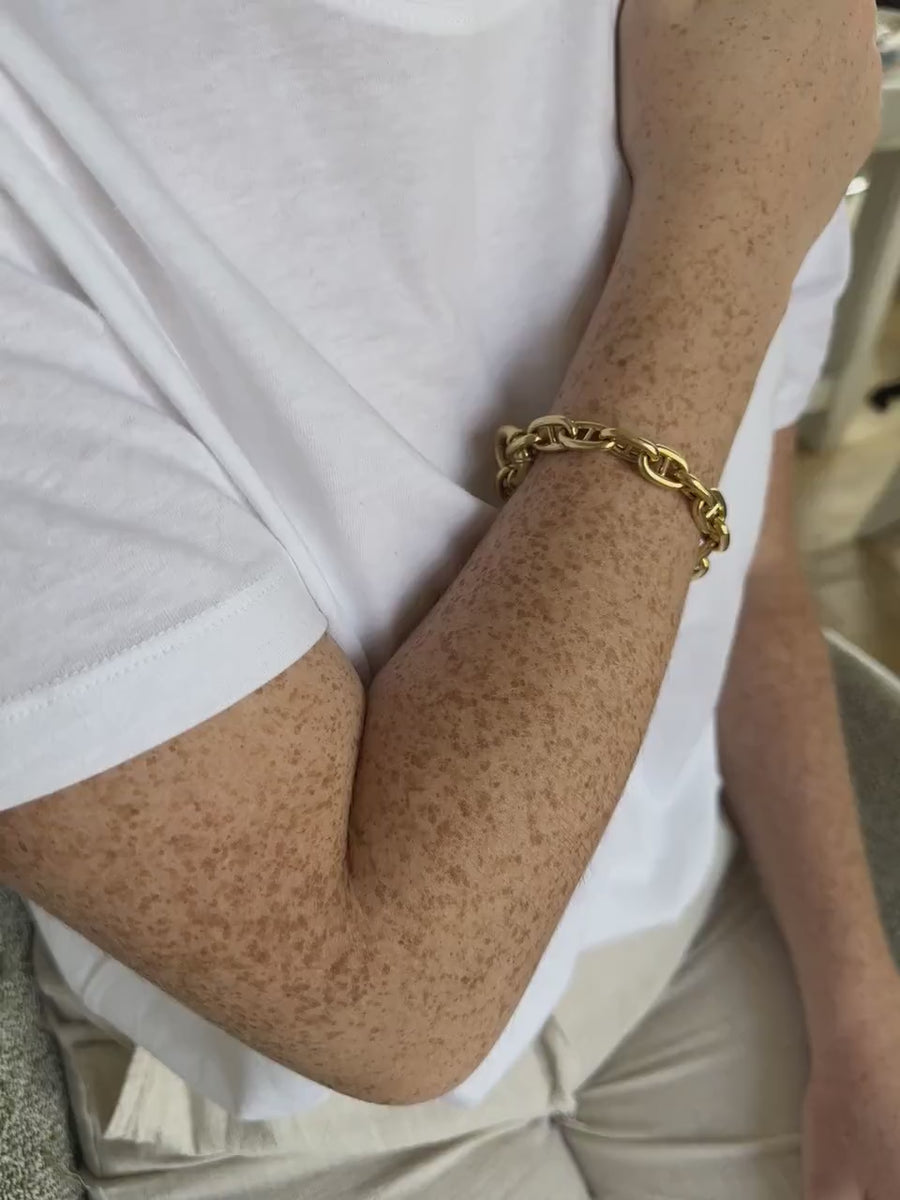 Vintage marine mesh bracelet in yellow gold