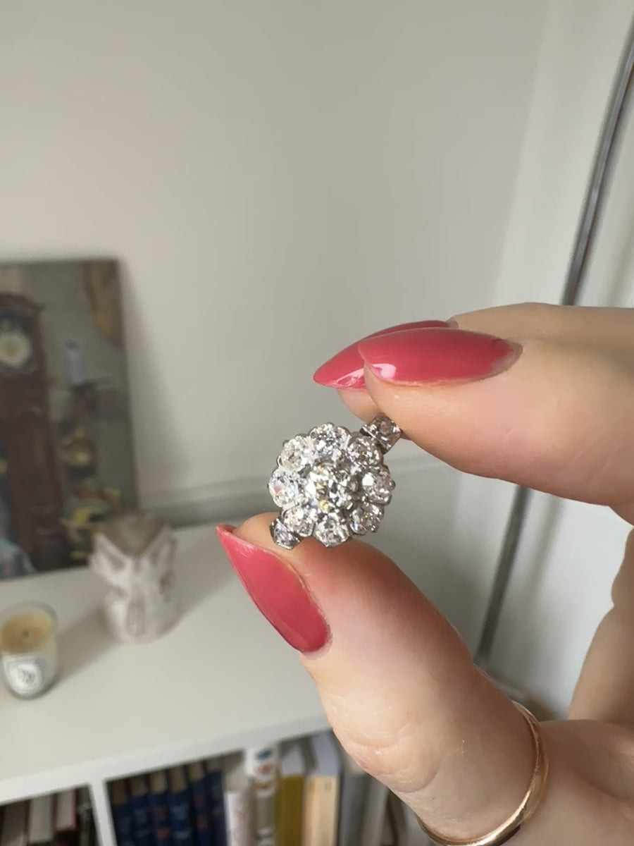 Belle Epoque diamond daisy ring