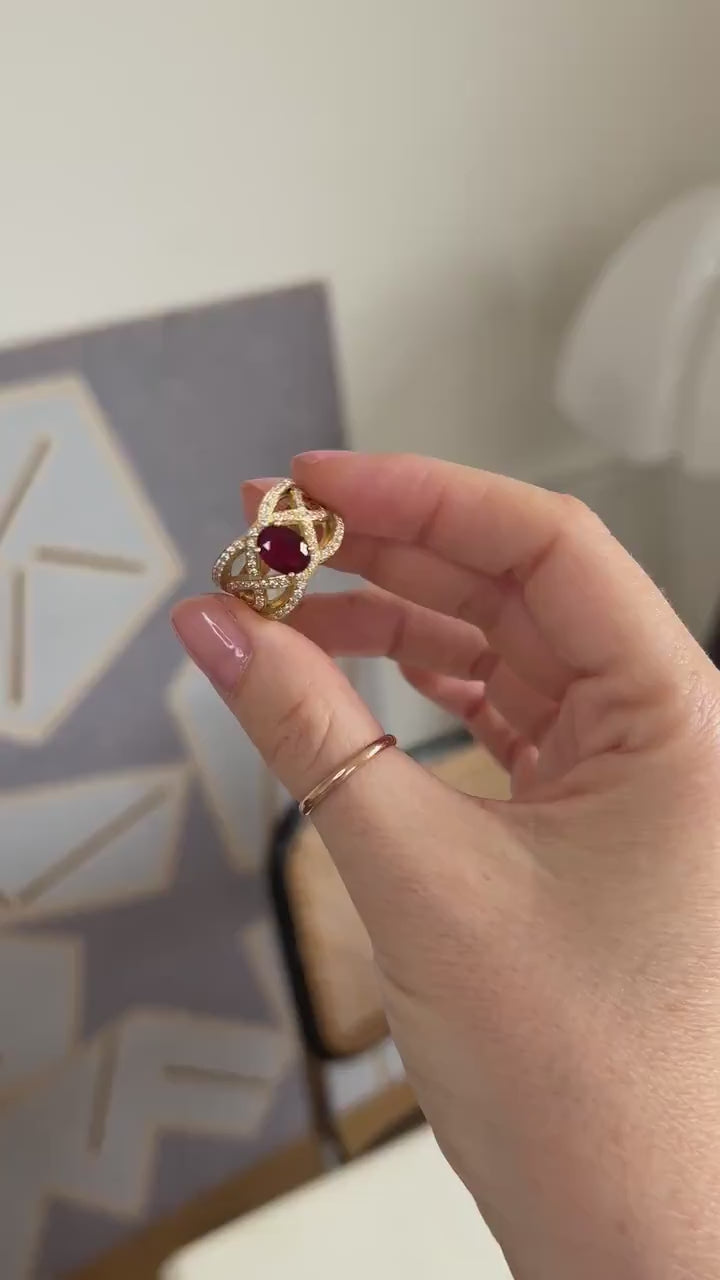 Volutes Ruby and Diamond Ring on Yellow Gold