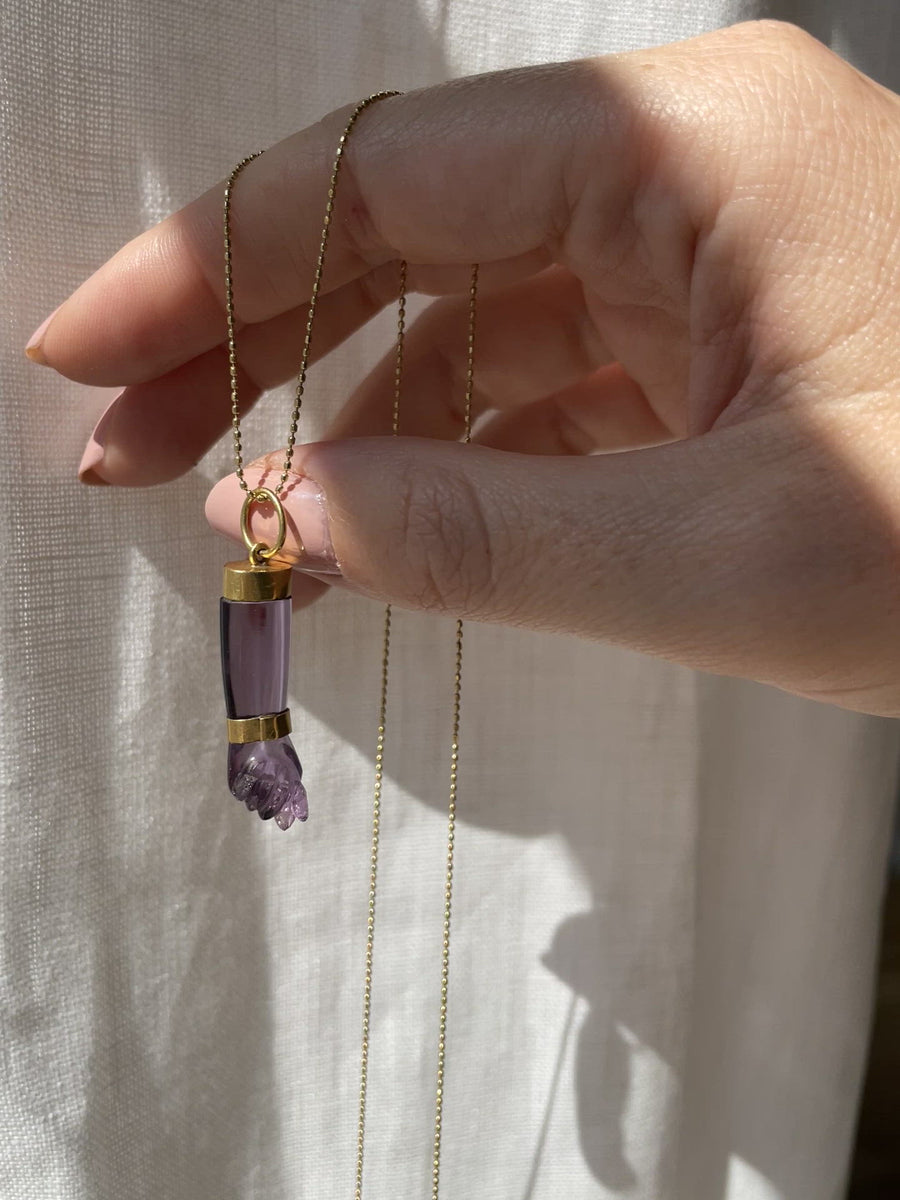 Pendant Figa Hand Amethyst on gold